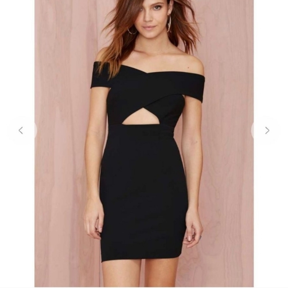 Solace London Women's Moss Mini Dress Cutout Off Shoulder Size 2 Black